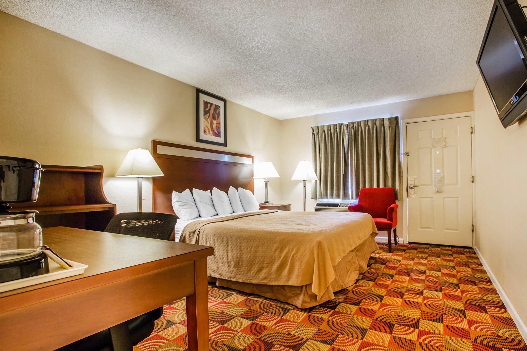 Quality Inn Redding Near I-5 Exterior photo